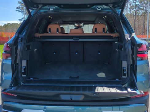 Used 2026 BMW X5 sDrive40i image 33