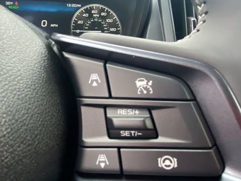 Used 2025 Subaru Forester Limited image 25