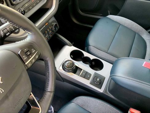 Used 2022 Ford Bronco Sport Outer Banks AWD/4WD image 17