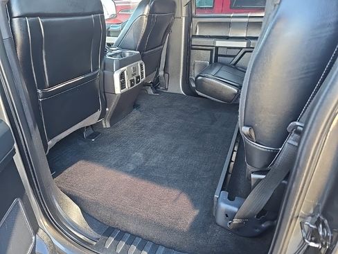 Used 2019 Ford F150 Lariat w/ Equipment Group 502A Luxury image 22