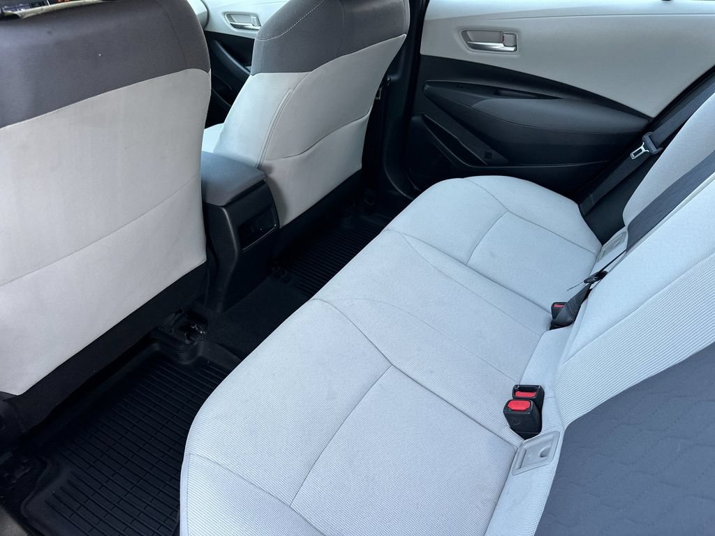 Used 2020 Toyota Corolla LE FWD image 12