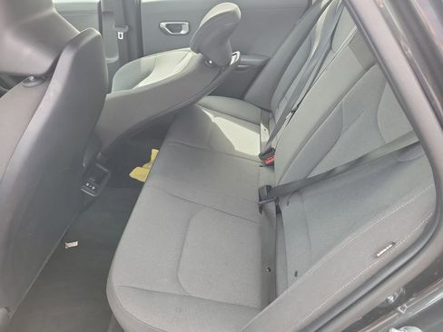Used 2025 Kia K4 FWD image 14