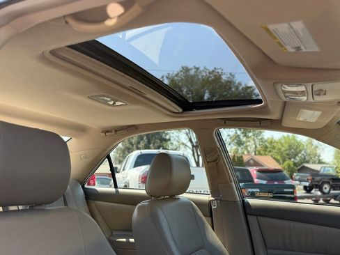 Used 2006 Toyota Camry XLE w/ VSC & Side Airbag Pkg FWD image 72