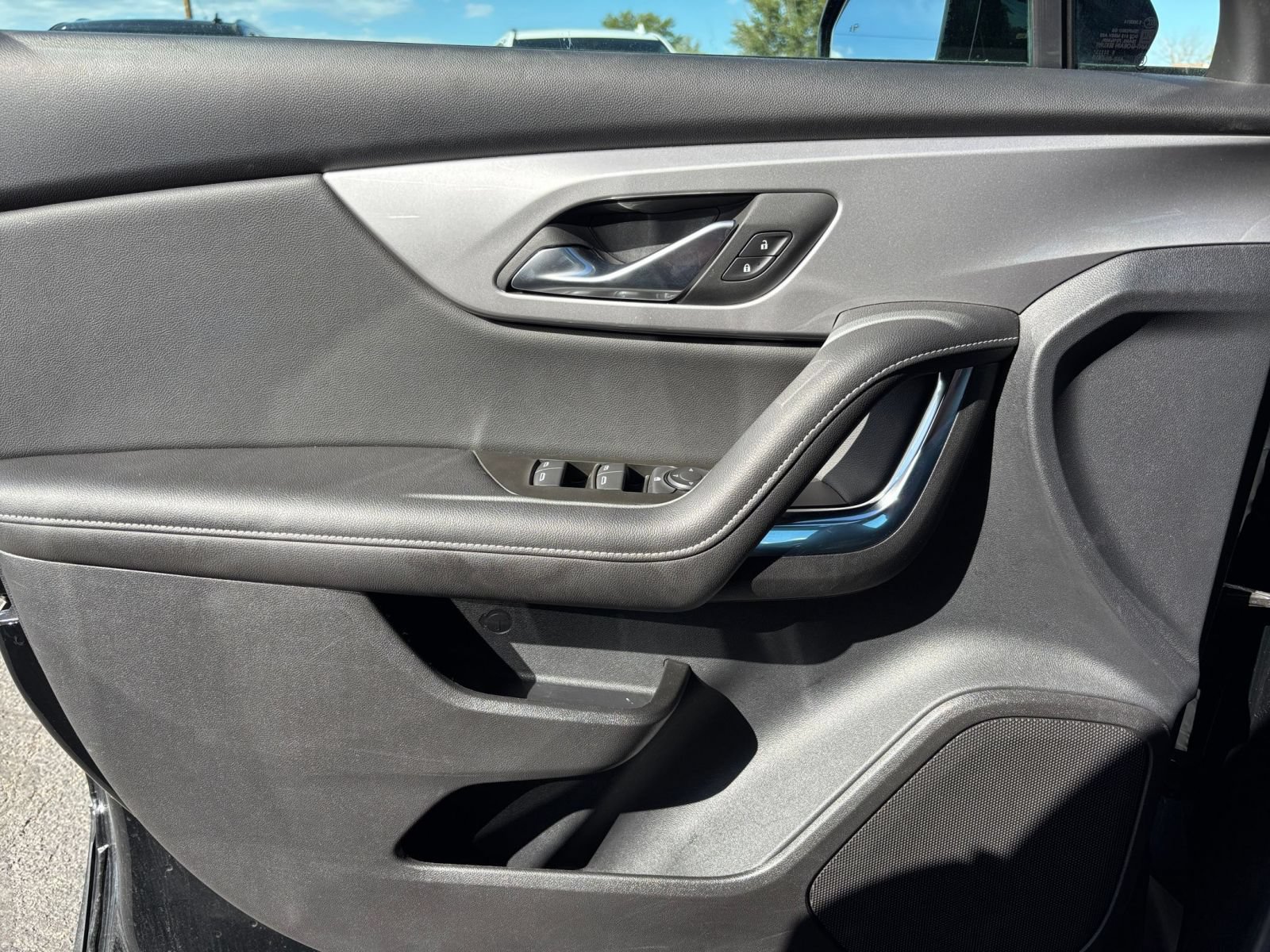 Used 2026 Chevrolet Blazer LT FWD image 18