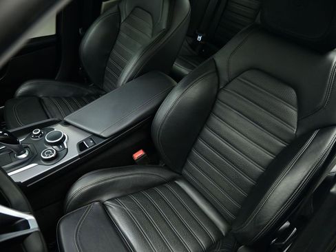 Used 2018 Alfa Romeo Giulia Ti Sport w/ Quick Order Package 22S Sport image 23