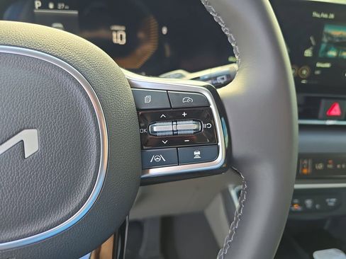 New 2026 Kia Carnival EX image 32