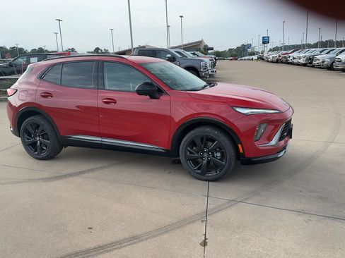 New 2025 Buick Envision Sport Touring image 2