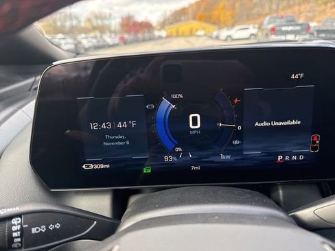 New 2026 Chevrolet Equinox EV RS FWD image 18