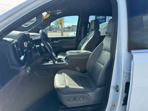 Used 2022 GMC Sierra 1500 SLT w/ SLT Convenience Package image 10