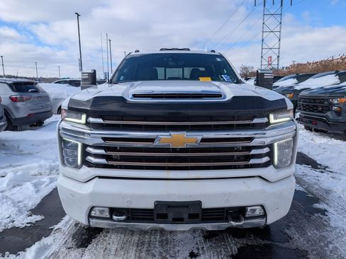 Used 2021 Chevrolet Silverado 2500 High Country w/ Z71 Off-Road Package image 2