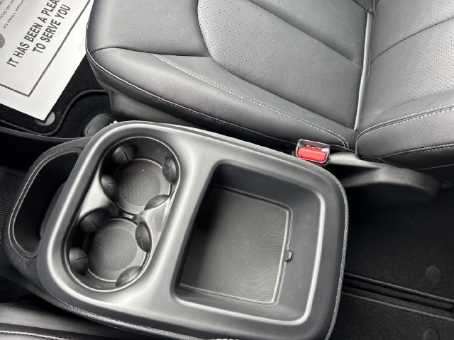 New 2026 Chrysler Pacifica Select FWD image 18