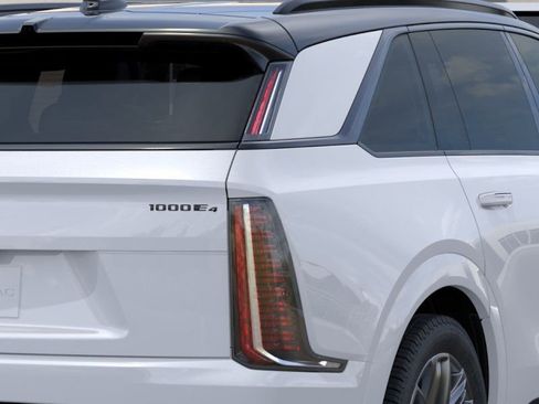 Used 2026 Cadillac Escalade IQ Sport 1 w/ LPO, ONYX Package image 11