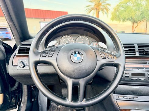 Used 2004 BMW 325Ci Convertible image 28