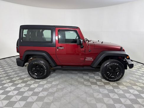 Used 2012 Jeep Wrangler Sport w/ Connectivity Group AWD/4WD image 4