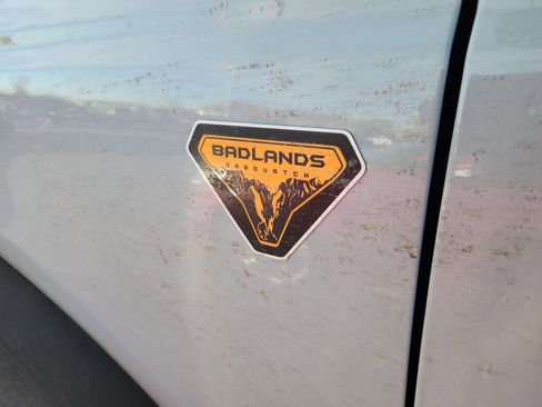 Used 2023 Ford Bronco Badlands w/ Sasquatch Package image 7