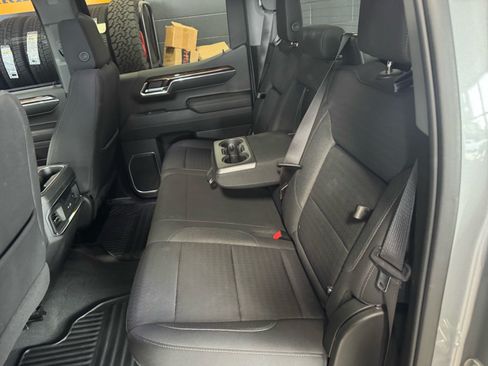 Used 2023 GMC Sierra 1500 Elevation AWD/4WD image 13