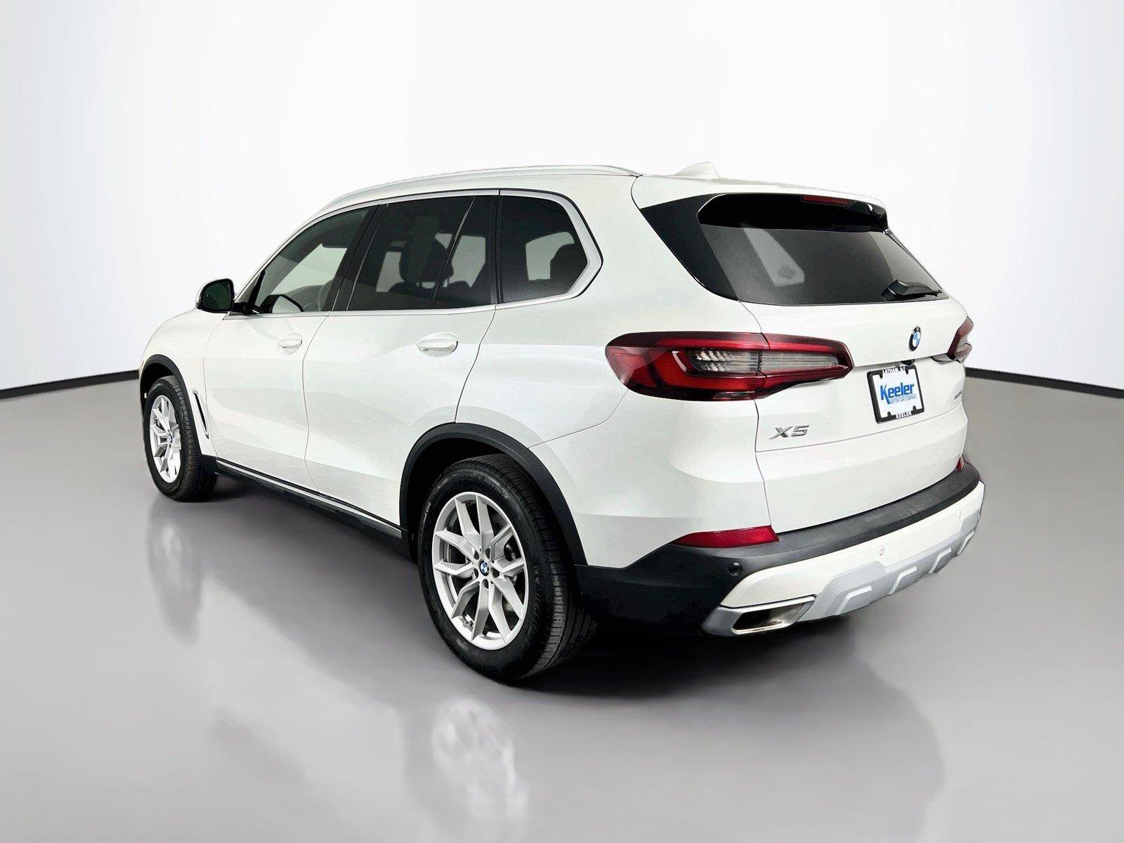 Used 2021 BMW X5 xDrive40i w/ Premium Package AWD/4WD image 4