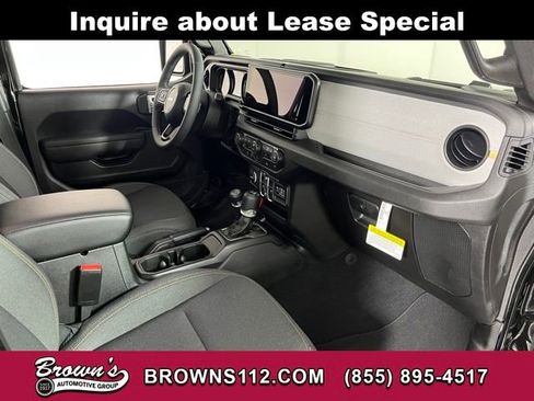 Used 2026 Jeep Wrangler Sport S image 45