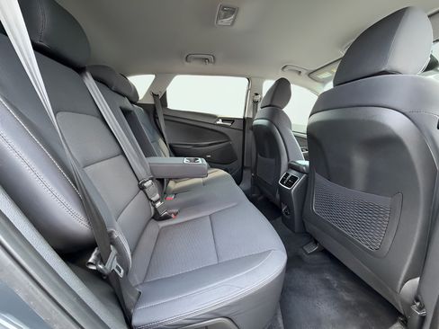 Used 2021 Hyundai Tucson Sport FWD image 31