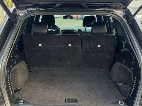 Used 2019 Jeep Grand Cherokee Limited image 12