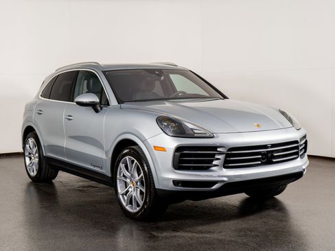 Used 2022 Porsche Cayenne S image 4