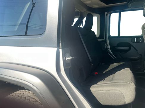 Used 2021 Jeep Wrangler Unlimited Sport AWD/4WD image 13