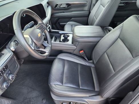 Used 2025 Chevrolet Tahoe LT image 10