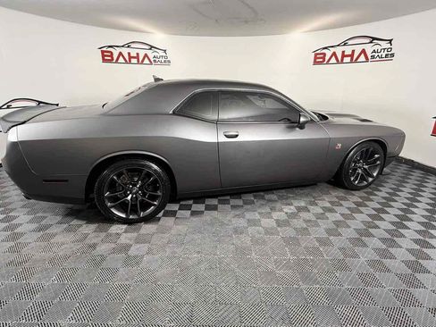 Used 2020 Dodge Challenger R/T Scat Pack w/ Driver Convenience Group RWD image 18