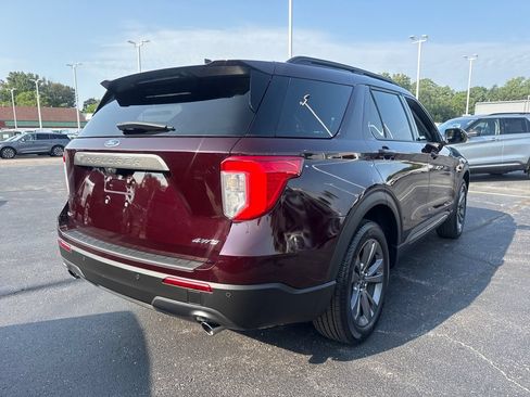 Used 2023 Ford Explorer XLT w/ Equipment Group 202A AWD/4WD image 7