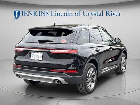 New 2026 Lincoln Corsair Premiere FWD image 5