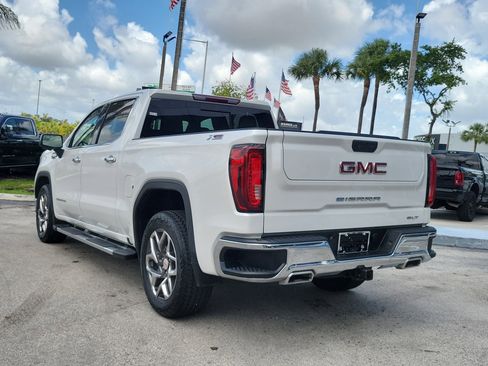 Used 2023 GMC Sierra 1500 SLT w/ SLT Premium Package AWD/4WD image 7