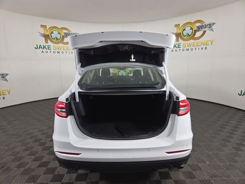 Used 2020 Ford Fusion SE image 31