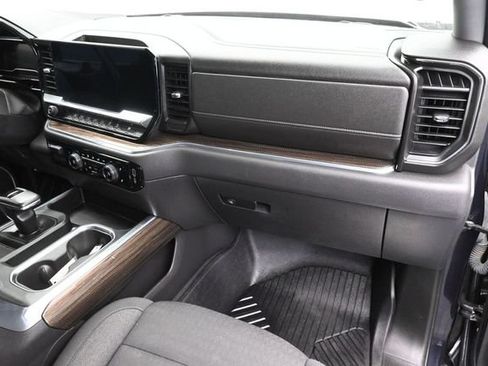Used 2022 Chevrolet Silverado 1500 RST w/ All Star Edition Plus AWD/4WD image 36