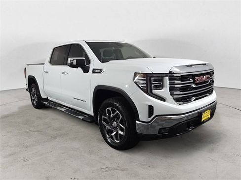 Used 2024 GMC Sierra 1500 SLT w/ SLT Premium Package image 7