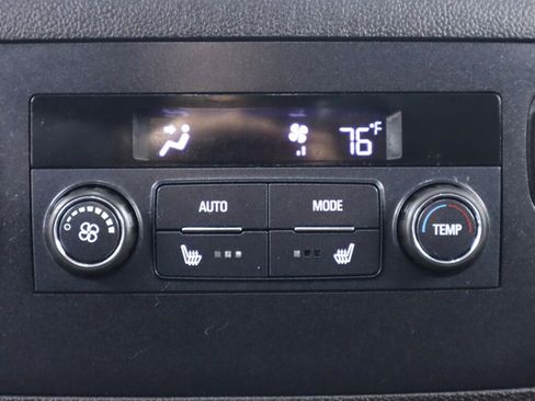 Used 2019 GMC Yukon XL SLT image 35