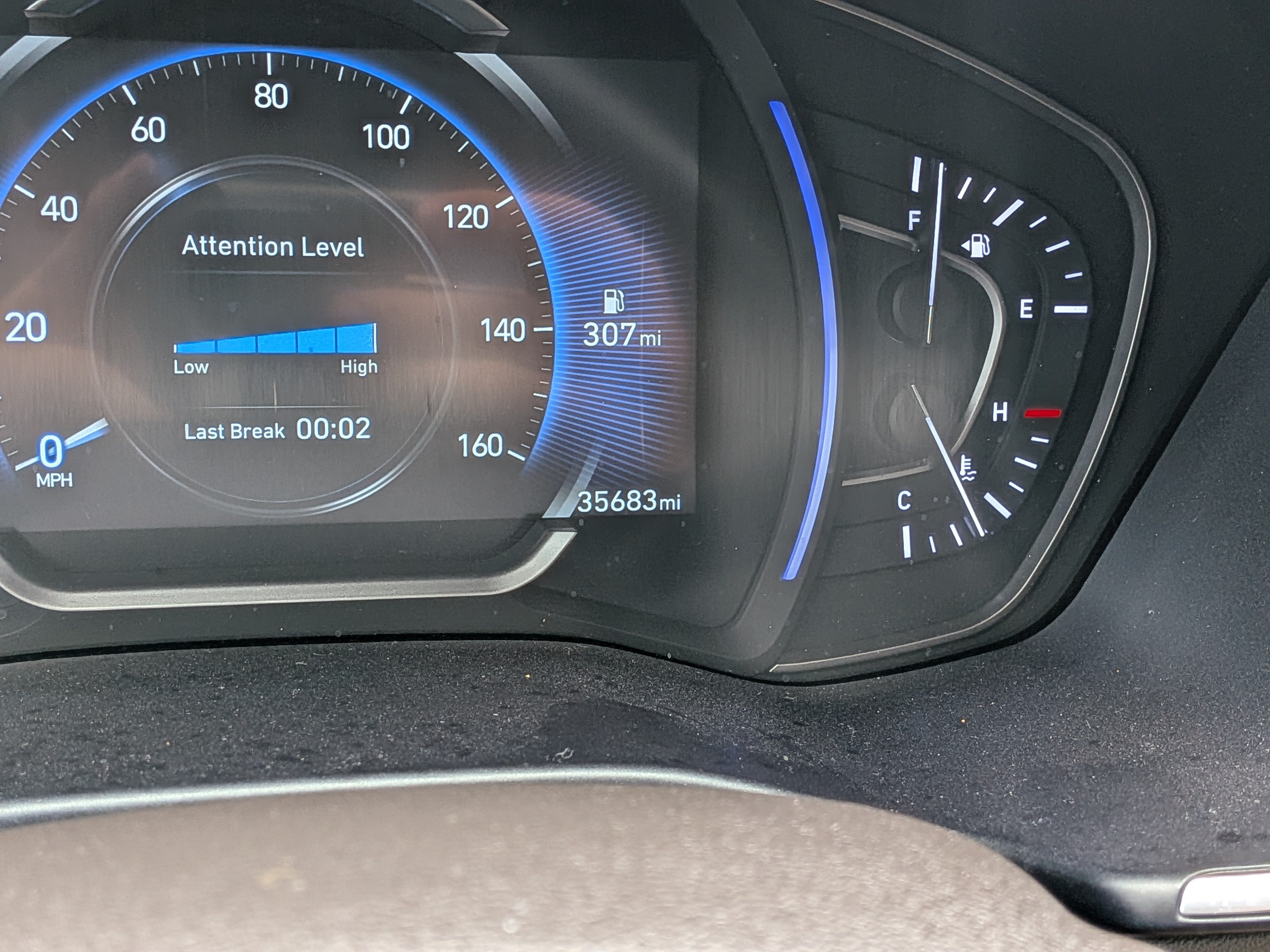 Used 2019 Hyundai Santa Fe FWD image 29
