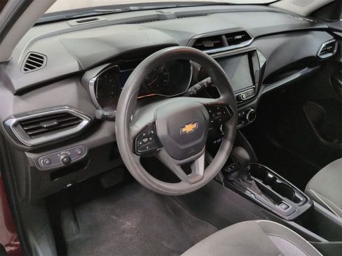 Used 2023 Chevrolet TrailBlazer LT w/ Convenience Package image 10