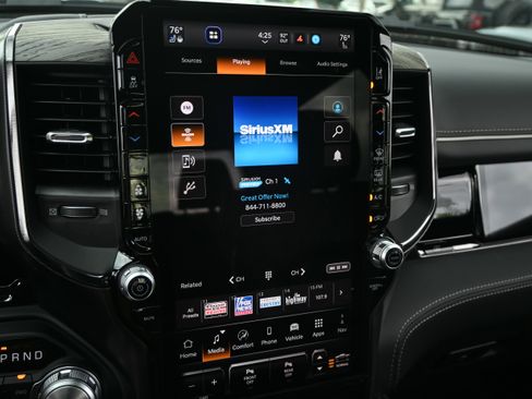 Used 2025 RAM 1500 Limited AWD/4WD image 26