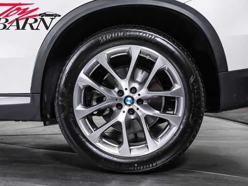 Used 2025 BMW X5 xDrive40i w/ Climate Comfort Package AWD/4WD image 17
