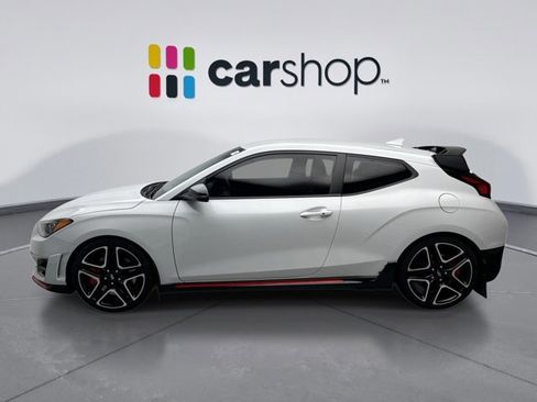 Used 2021 Hyundai Veloster N image 2