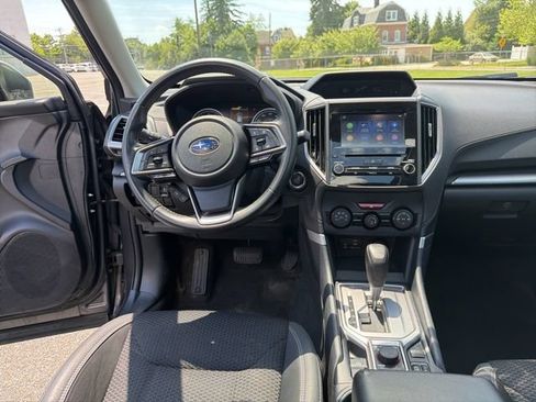 Used 2023 Subaru Forester Premium AWD/4WD image 17