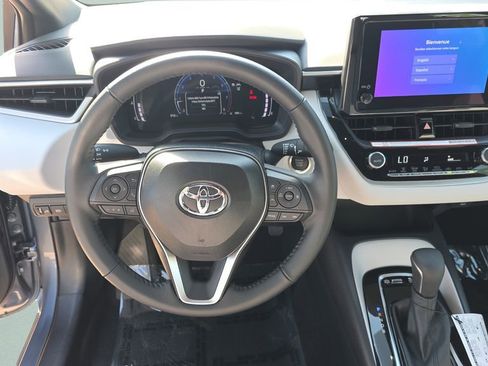 Used 2026 Toyota Corolla SE FWD image 9