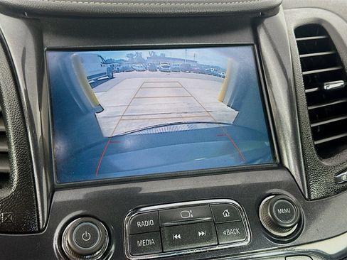 Used 2019 Chevrolet Impala Premier FWD image 14