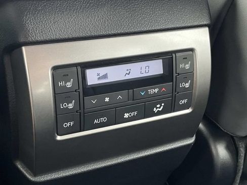 Used 2023 Lexus GX 460 Premium AWD/4WD image 17