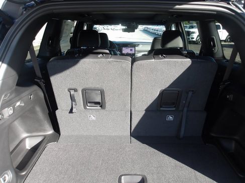 New 2025 Jeep Grand Cherokee L Limited w/ Luxury Tech Group II image 9