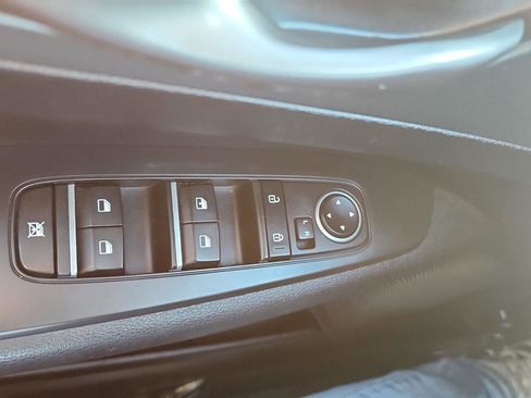 Used 2020 Kia Forte LXS image 14