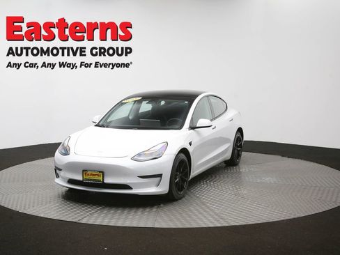 Used 2021 Tesla Model 3 Standard Range Plus RWD image 49