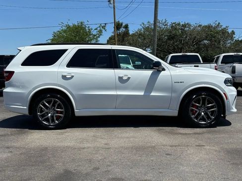 Used 2023 Dodge Durango R/T w/ Tow 'N Go Package AWD/4WD image 4