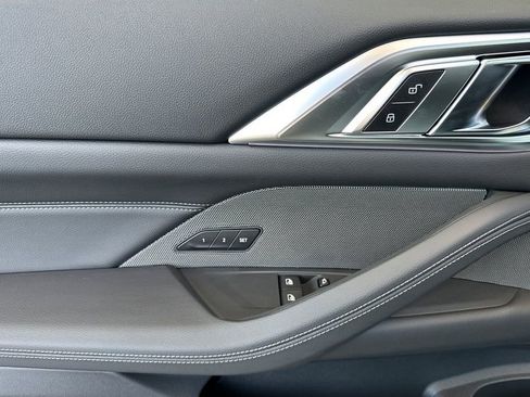 New 2026 BMW M440i Coupe w/ Parking Assistance Package image 10