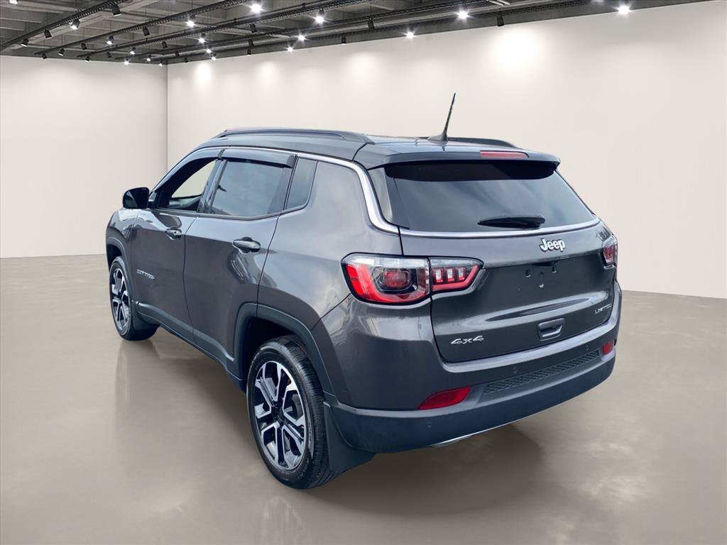 Used 2023 Jeep Compass Limited AWD/4WD image 5